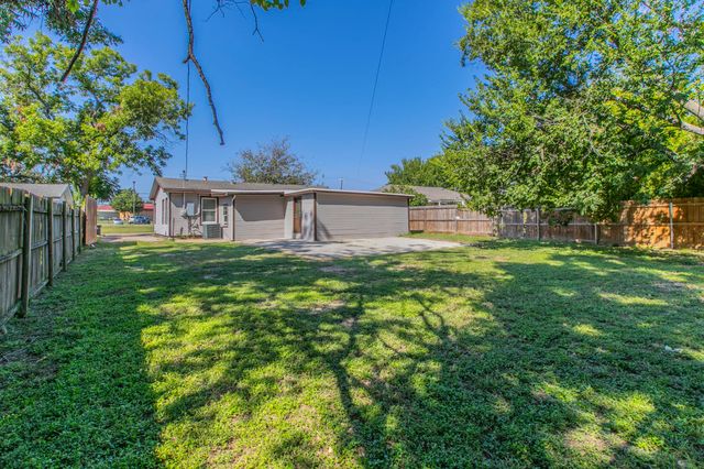 1029 N New Road, Waco, TX 76710