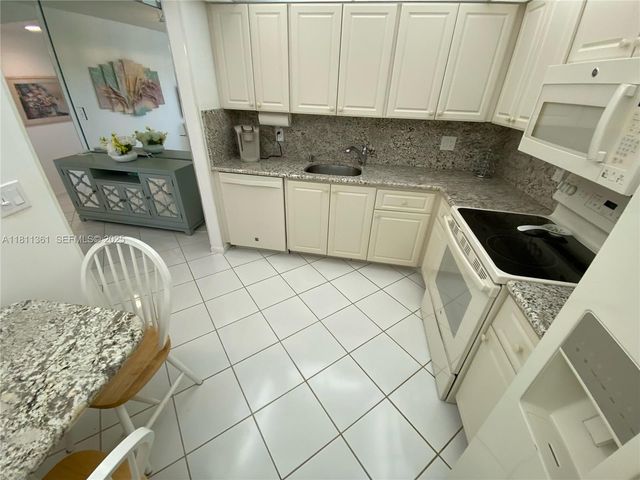 1902 Bermuda Circle G3, Coconut Creek, FL 33066