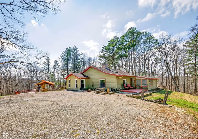 4709 Bear Creek Church Road, Morgantown, IN 46160