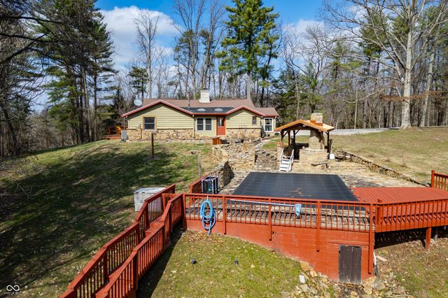 4709 Bear Creek Church Road, Morgantown, IN 46160