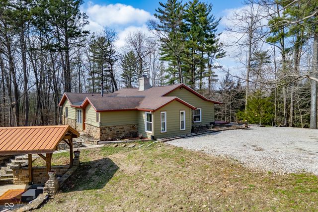 4709 Bear Creek Church Road, Morgantown, IN 46160