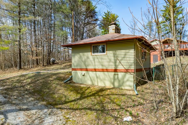 4709 Bear Creek Church Road, Morgantown, IN 46160