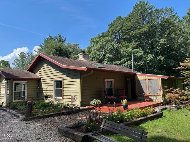 4709 Bear Creek Church Road, Morgantown, IN 46160