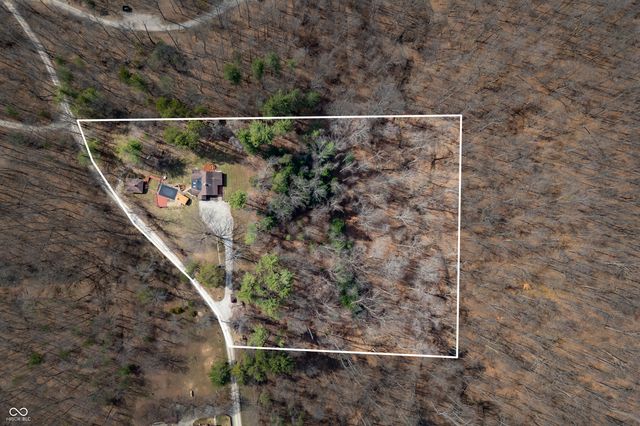 4709 Bear Creek Church Road, Morgantown, IN 46160