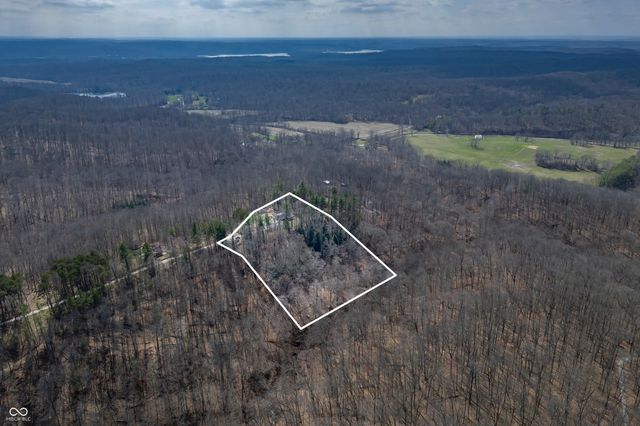 4709 Bear Creek Church Road, Morgantown, IN 46160