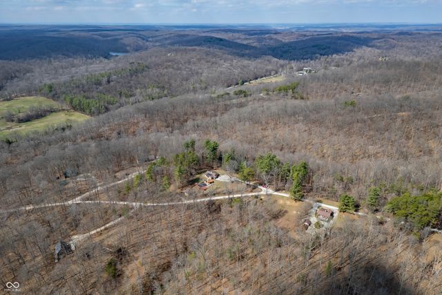 4709 Bear Creek Church Road, Morgantown, IN 46160