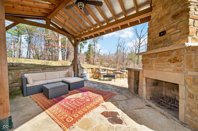 4709 Bear Creek Church Road, Morgantown, IN 46160