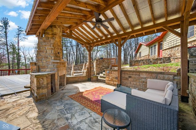 4709 Bear Creek Church Road, Morgantown, IN 46160