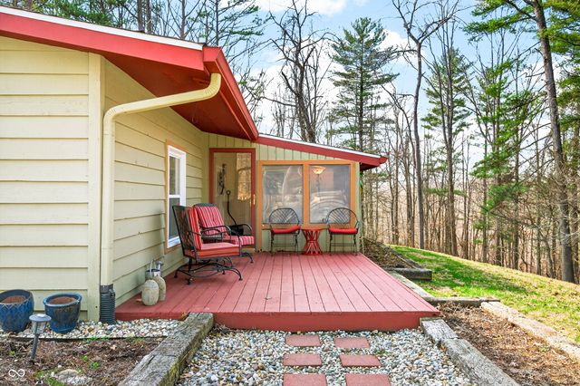 4709 Bear Creek Church Road, Morgantown, IN 46160