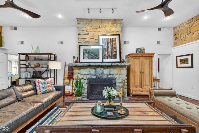 4709 Bear Creek Church Road, Morgantown, IN 46160