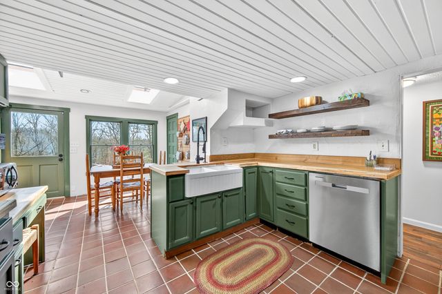 4709 Bear Creek Church Road, Morgantown, IN 46160