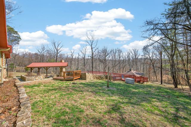 4709 Bear Creek Church Road, Morgantown, IN 46160