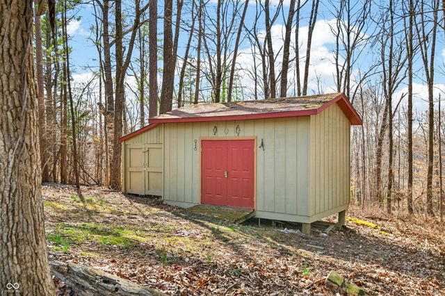 4709 Bear Creek Church Road, Morgantown, IN 46160