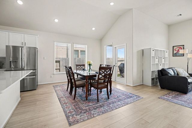 2214 Lierna Drive, La Marque, TX 77568