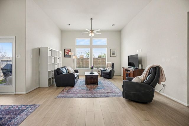 2214 Lierna Drive, La Marque, TX 77568