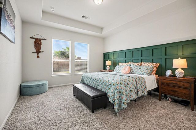 2214 Lierna Drive, La Marque, TX 77568