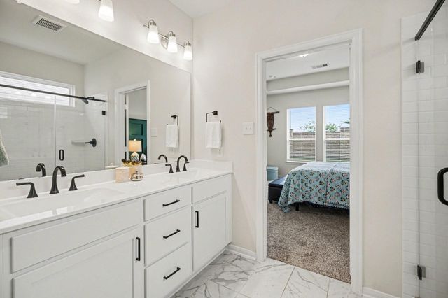 2214 Lierna Drive, La Marque, TX 77568