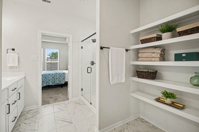 2214 Lierna Drive, La Marque, TX 77568