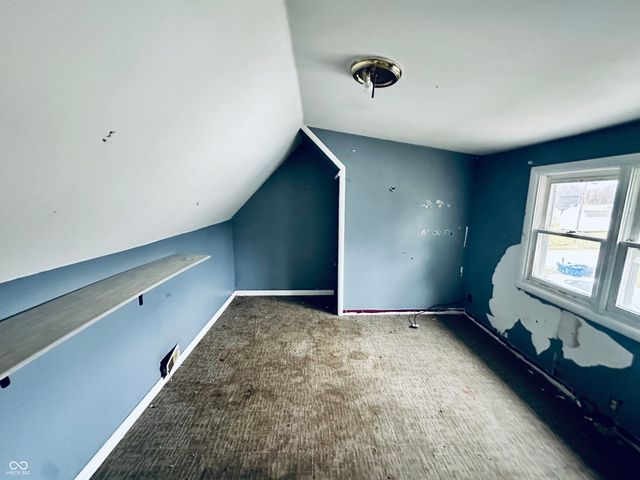 2520 S Andrews Road, Yorktown, IN 47396