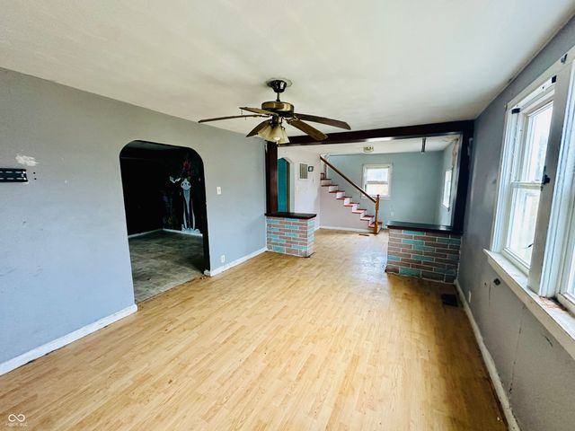 2520 S Andrews Road, Yorktown, IN 47396