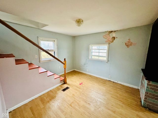 2520 S Andrews Road, Yorktown, IN 47396