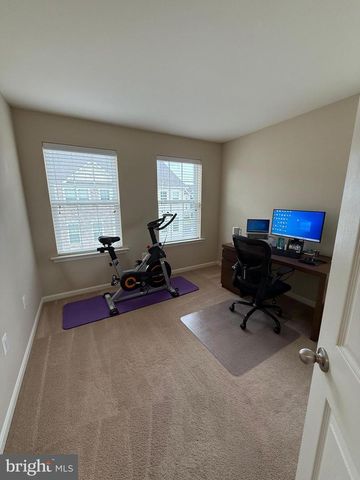 44131 PUMA SQ, Chantilly, VA 20152