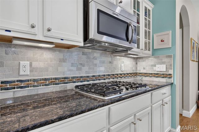 571 Owls Perch Drive, Lake St Louis, MO 63367