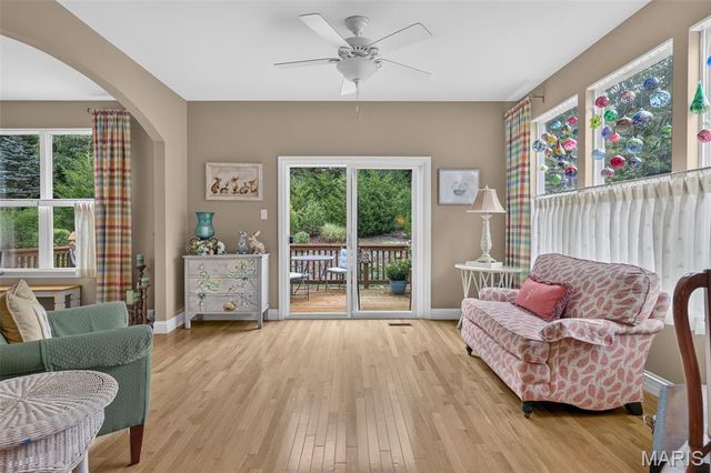 571 Owls Perch Drive, Lake St Louis, MO 63367