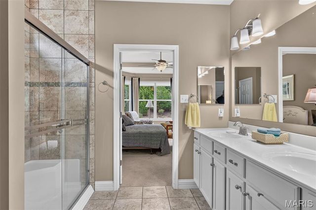 571 Owls Perch Drive, Lake St Louis, MO 63367