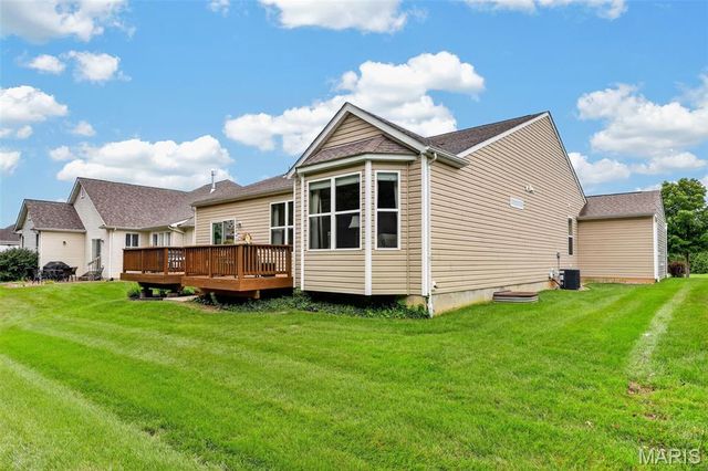 571 Owls Perch Drive, Lake St Louis, MO 63367
