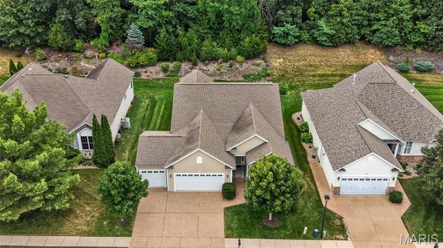 571 Owls Perch Drive, Lake St Louis, MO 63367