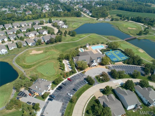 571 Owls Perch Drive, Lake St Louis, MO 63367