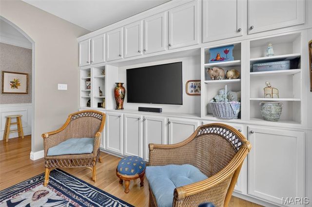 571 Owls Perch Drive, Lake St Louis, MO 63367