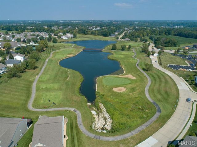 571 Owls Perch Drive, Lake St Louis, MO 63367