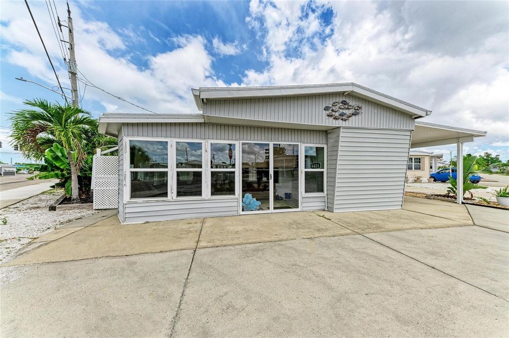 6626 TEXAS STREET, BRADENTON, FL 34207 — exterior