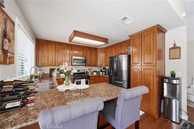 2395 W Chatka Lane, San Bernardino, CA 92410