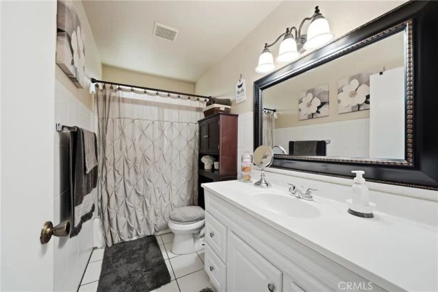 2395 W Chatka Lane, San Bernardino, CA 92410