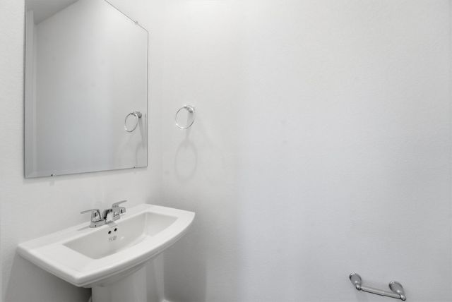 963 Mansfield Street, Houston, TX 77091