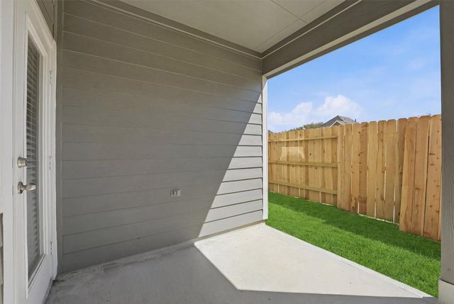 963 Mansfield Street, Houston, TX 77091