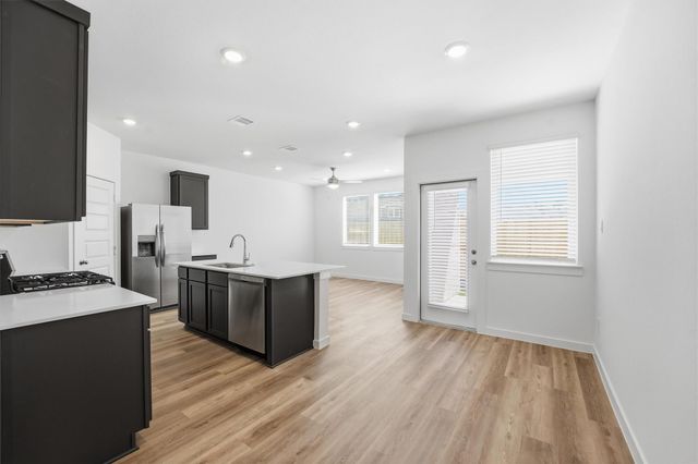 963 Mansfield Street, Houston, TX 77091