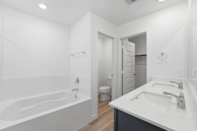 963 Mansfield Street, Houston, TX 77091