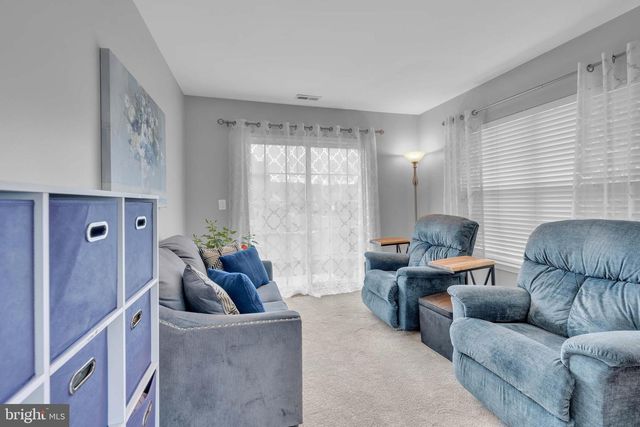 2845 DONEGAL DR, Macungie, PA 18062