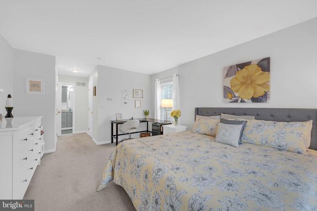 2845 DONEGAL DR, Macungie, PA 18062