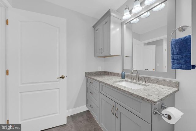 2845 DONEGAL DR, Macungie, PA 18062