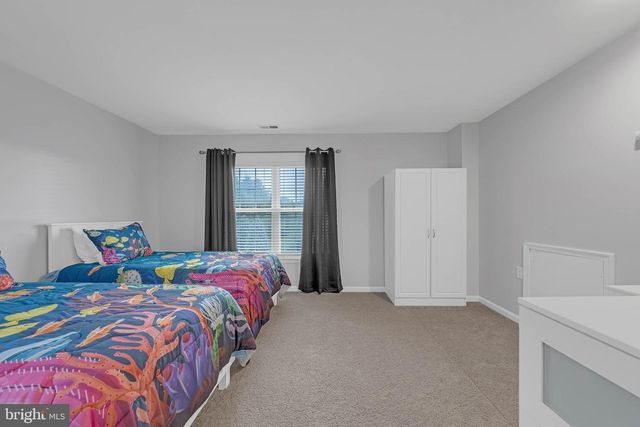 2845 DONEGAL DR, Macungie, PA 18062