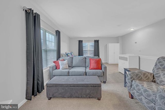 2845 DONEGAL DR, Macungie, PA 18062