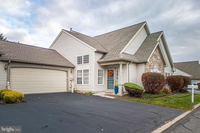 2845 DONEGAL DR, Macungie, PA 18062