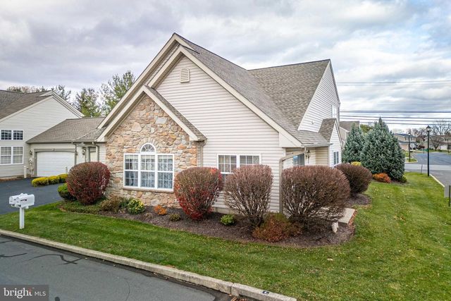 2845 DONEGAL DR, Macungie, PA 18062