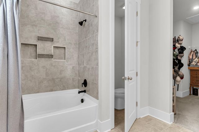 1541 Homecoming Boulevard, Ravenel, SC 29470