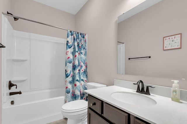 1541 Homecoming Boulevard, Ravenel, SC 29470